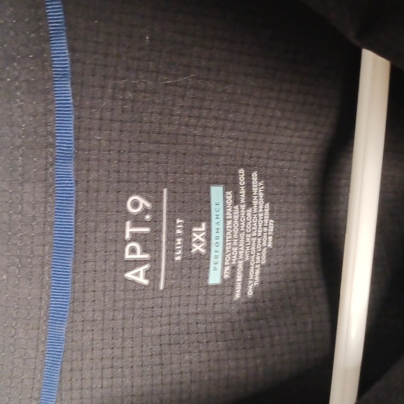 (NWOT) Men's Apt. 9® Slim-Fit Performance Wrinkle Resistant Dress Shirt - Picture 2 of 4